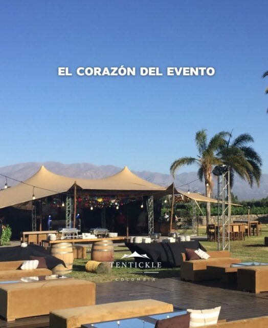 Antes de la música, la gastronomía o la ambientación, hay una decisión que define el evento: el espacio ✨️
Nuestras carpas beduinas crean el punto de encuentro donde todo empieza a tomar forma 🚀

Pregúntanos por su alquiler 🔛